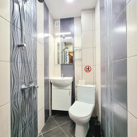 Nicky's - With Private Parking In Center Burgas