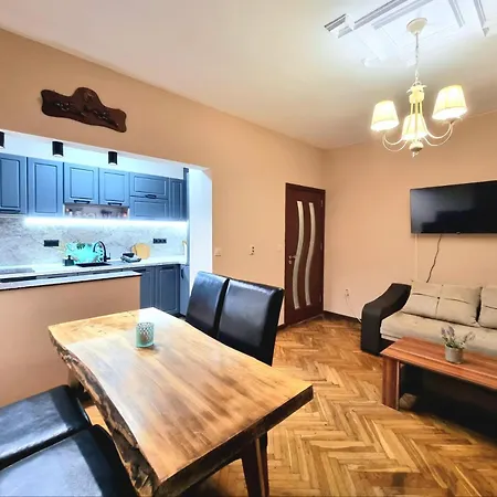 Nicky's - With Private Parking In Center Appartement *