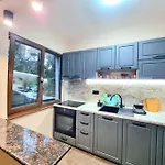 Appartement Nicky's - With Private Parking In Center *