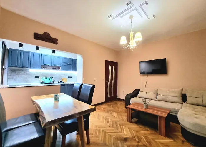 Nicky's - With Private Parking In Center * Burgas