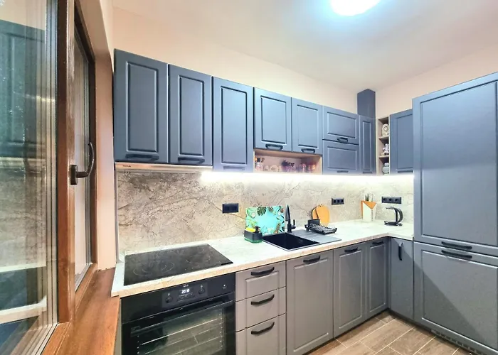 Nicky's - With Private Parking In Center Apartamento Burgas